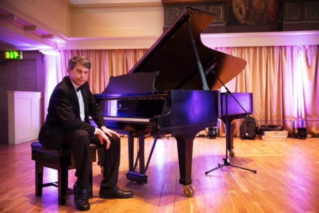 Gallery: Philip  Pianist